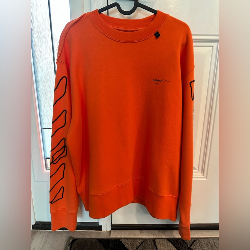 Off white crew neck
